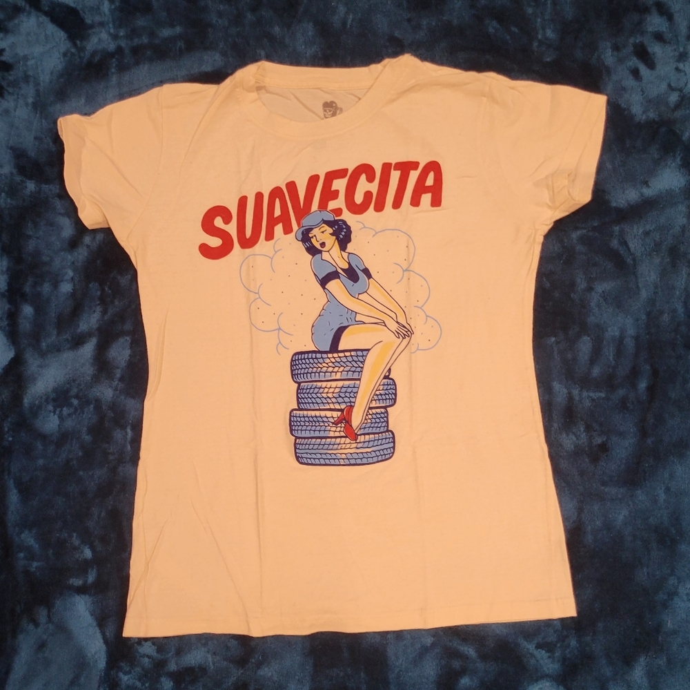 Suavecita t shirt